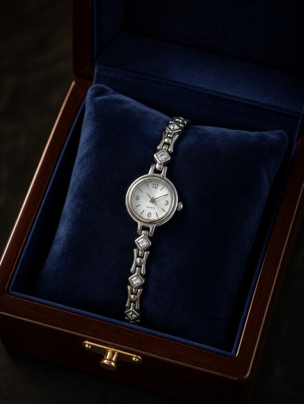 Vintage Quartz Japan Movement Silver Tone Rhinestone Bracelet Watch
